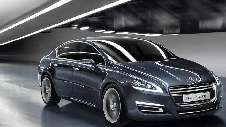 5 by Peugeot Running In Grey